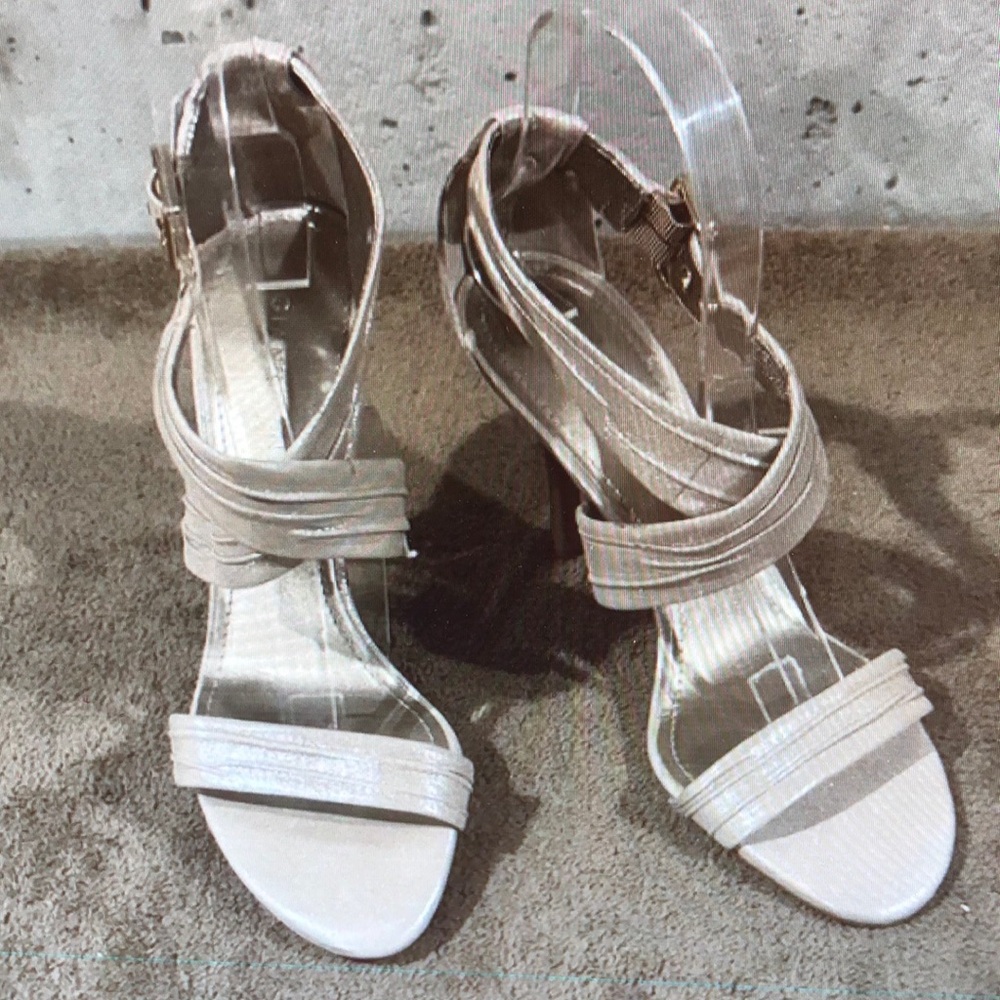 Elegant Women's Ivory Strappy Heel Sandals